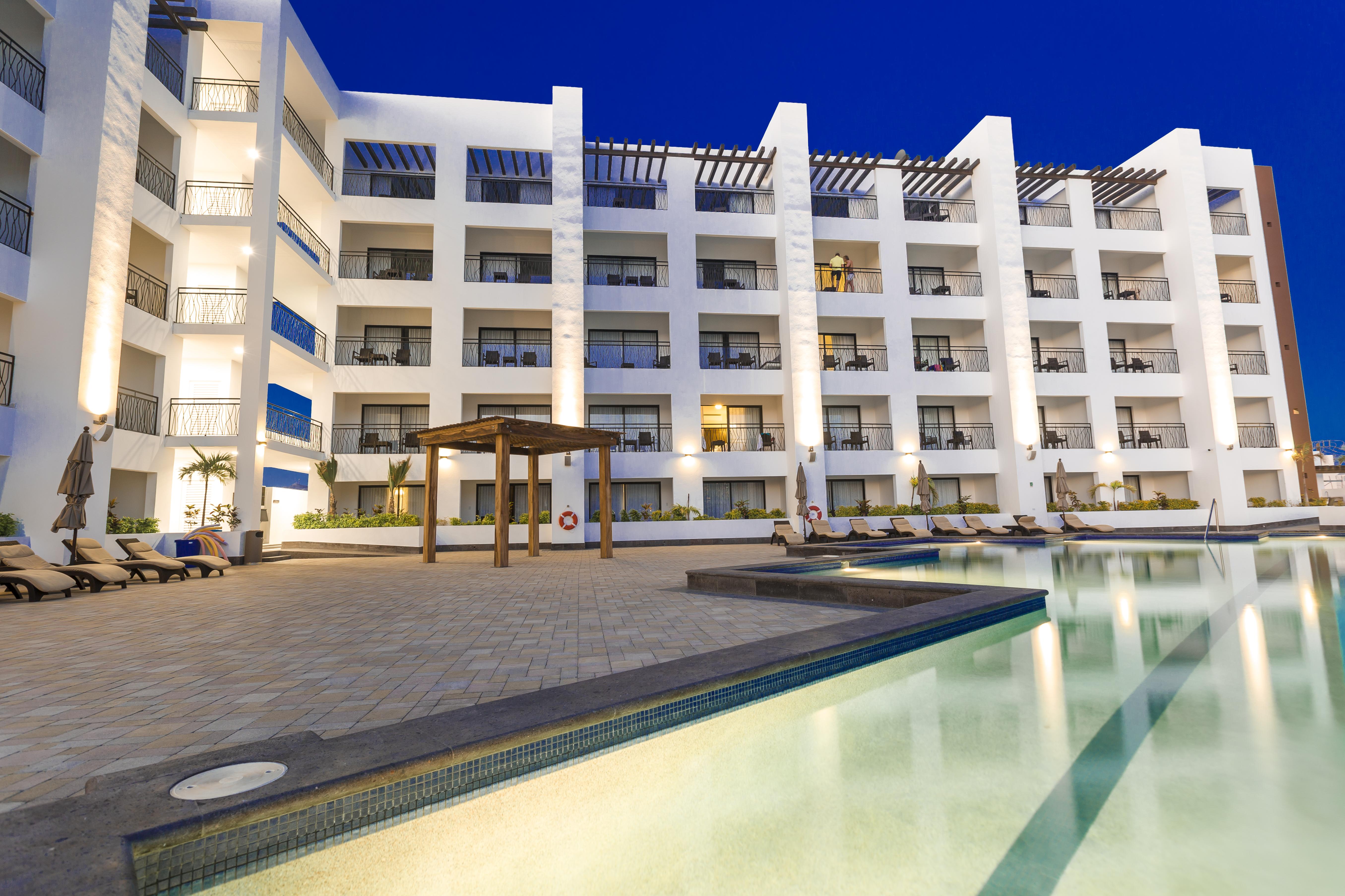 Hotel Medano Hotel&suites 4*